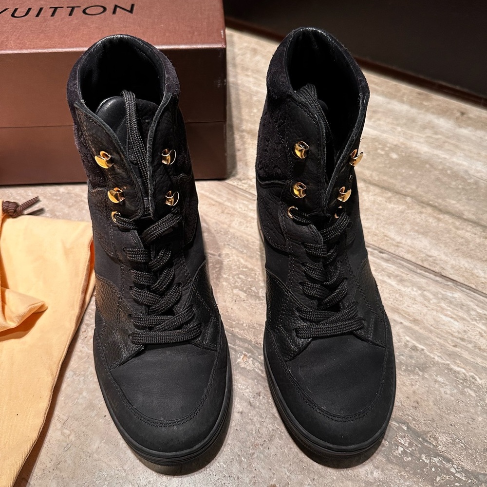 Louis Vuitton Women’s Black Monogram High Top Sneakers Size 35 - Picture 3 of 6